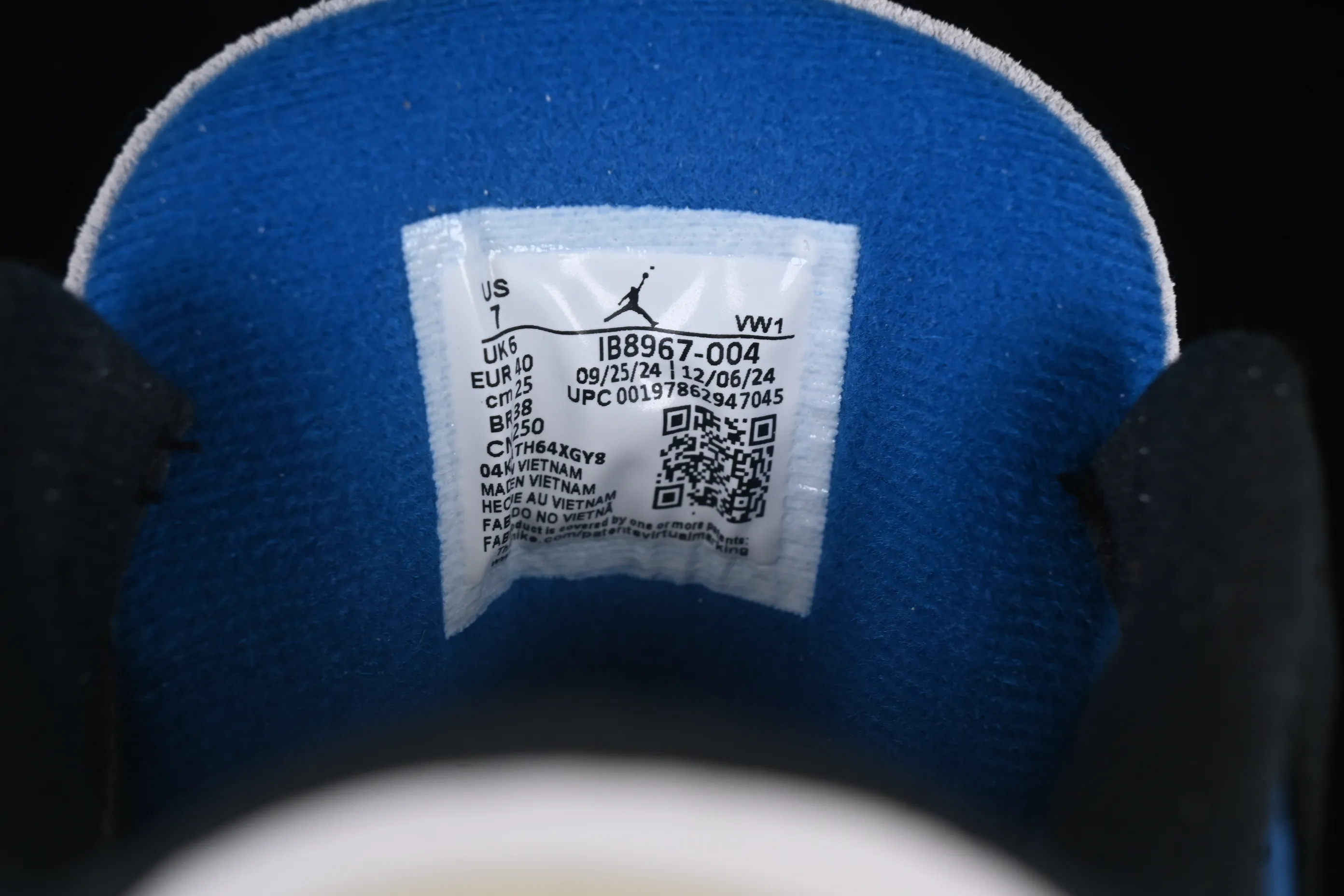 All categories Air Jordan Jordan series basketball shoes Air Jordan 3 Air Jordan 3 OG "Rare Air" AJ3 Joe 3 small reverse hook IB8967-004